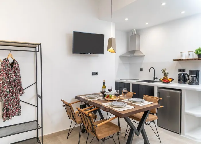 Camares Of Castle - New Luxury *